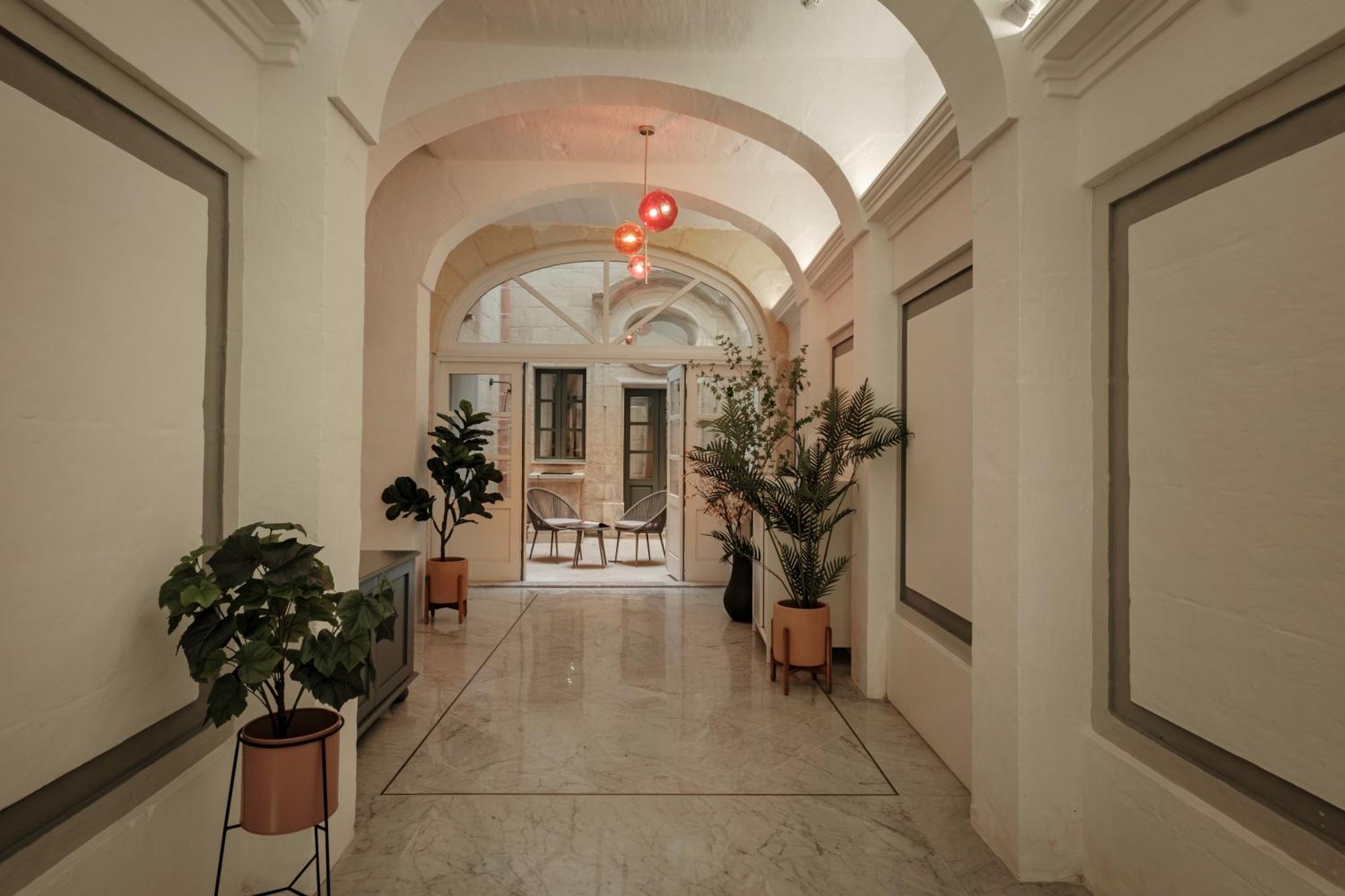 136 Old Bakery Apartment Valletta Bagian luar foto
